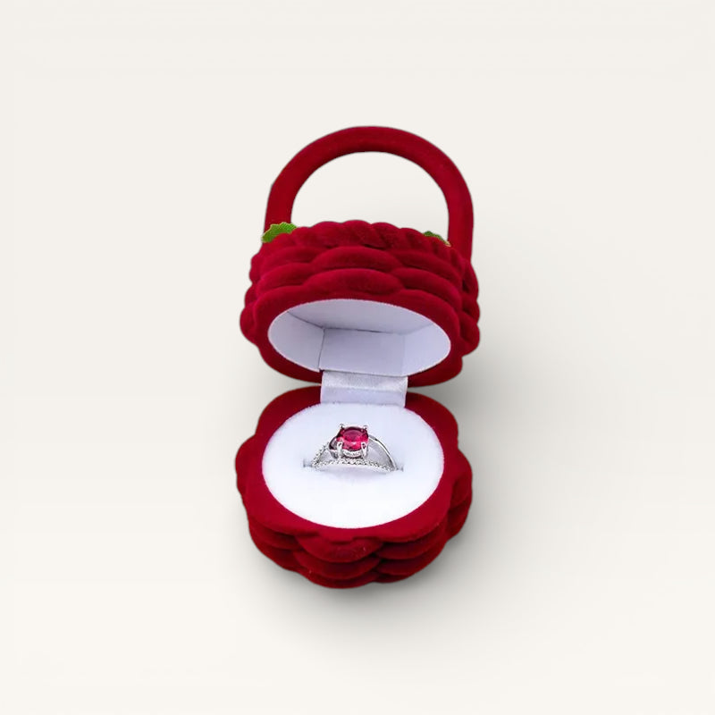 Écrin pour bague en forme de panier à fleurs